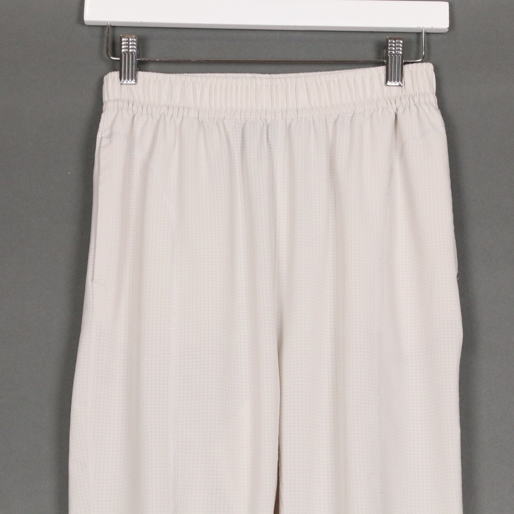 Nike Tech Joggers - Picture 2 of 9